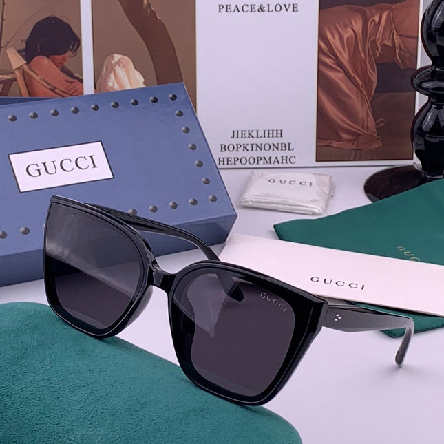 GUCCI 26S SQUARE FRAME IN ACETATE 426550
