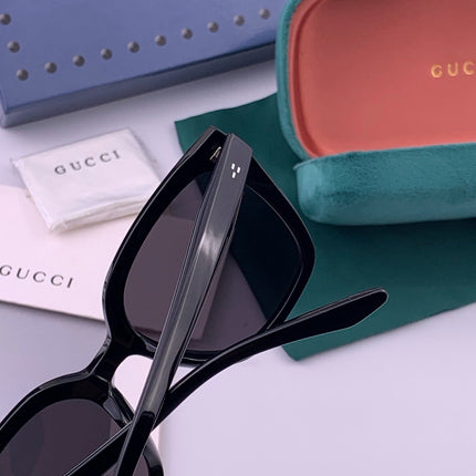 GUCCI 26S SQUARE FRAME IN ACETATE 426550
