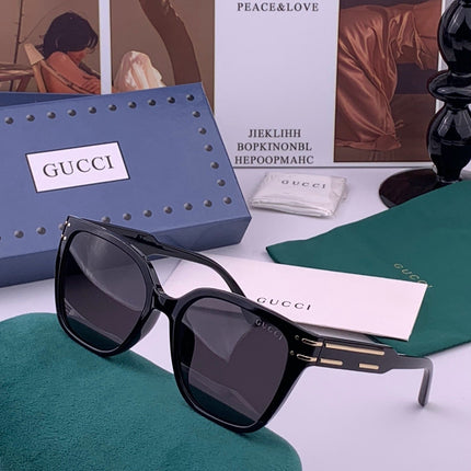 GUCCI 26S SQUARE FRAME IN ACETATE 426551