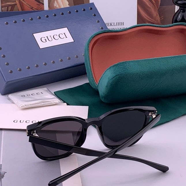 GUCCI 26S SQUARE FRAME IN ACETATE 426558