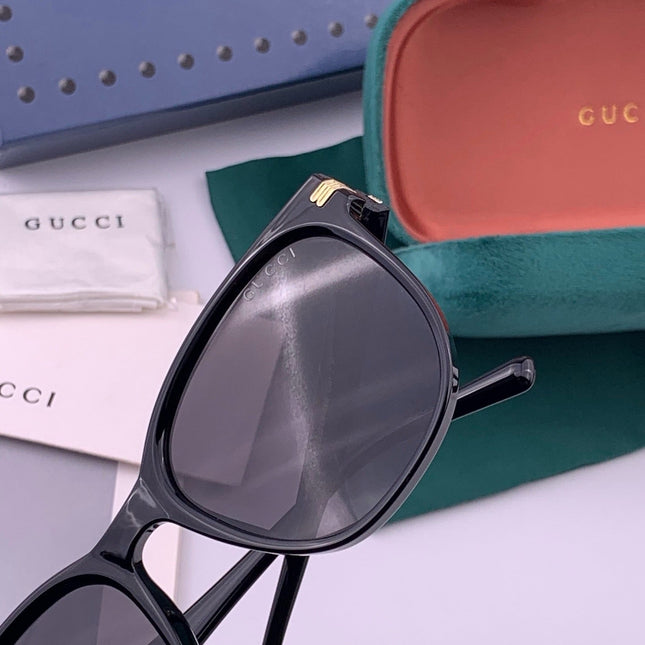 GUCCI 26S SQUARE FRAME IN ACETATE 426562
