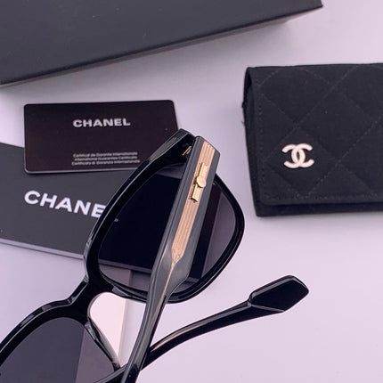 CHANEL 26S SQUARE FRAME IN ACETATE 511865