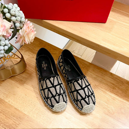 VALENTINO 26S SLIP ON SHOES IN BLACK AND BEIGE JACQUARD CANVAS