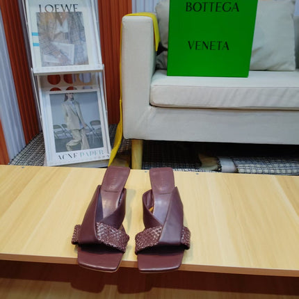 BOTTEGA VENETA 26S HEEL SANDALS 50 MM IN BURGUNDY BROWN LAMBSKIN