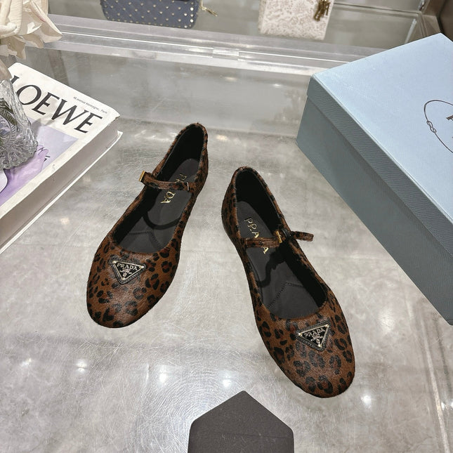 PRADA 25S MARY JANE BALLETS IN BLACK MIX BROWN HORSEHAIR FABRIC