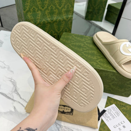 PLATFORM SLIPPERS IN SAND BROWN IMPORTED TPU