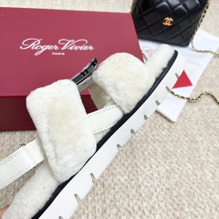 VIV' WINTER FUR STRASS BUCKLE SANDALS IN WHITE SHEEPSKIN