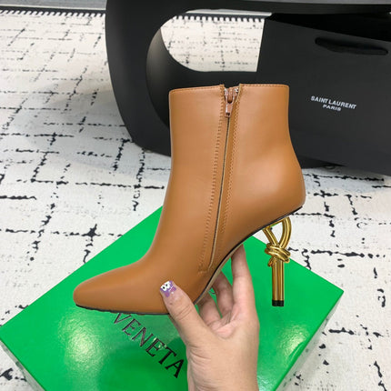 BOTTEGA VENETA 26S ANKLE BOOTS 90 MM IN CAMEL BROWN CALFSKIN