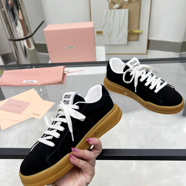 ECRU SNEAKERS IN BLACK SUEDE