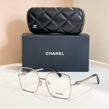 SQUARE SUNGLASSES CH4288Q IN METAL
