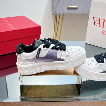 VALENTINO 25S GARAVANI ONE STUD XL PLATFORM SNEAKERS IN WHITE MIX PURPLE LAMBSKIN STYLE 7