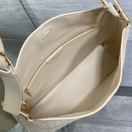 DIOR 26S MEDIUM DIORLY BAG 31 IN IVORY WHITE GRAINED CALFSKIN GOLD HARDWARE