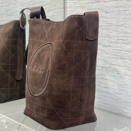 DIOR 26S MEDAILLON BUCKET BAG 34 IN BROWN SUEDE SILVER HARDWARE