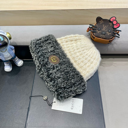 BEANIE HAT IN WHITE WOOL AND FLEECE 399546