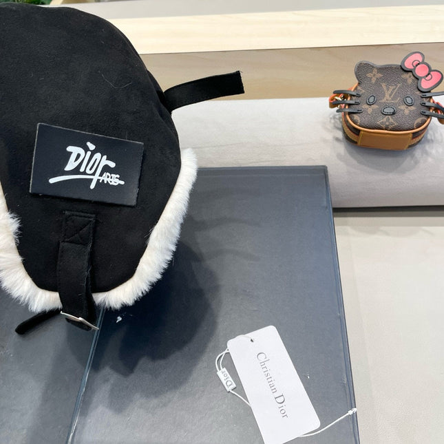 TRAPPER HAT IN BLACK VELVET AND RABBIT FUR 431381