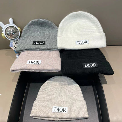 KNITTED BEANIE HAT IN BLACK WOOL AND RABBIT FUR 439678