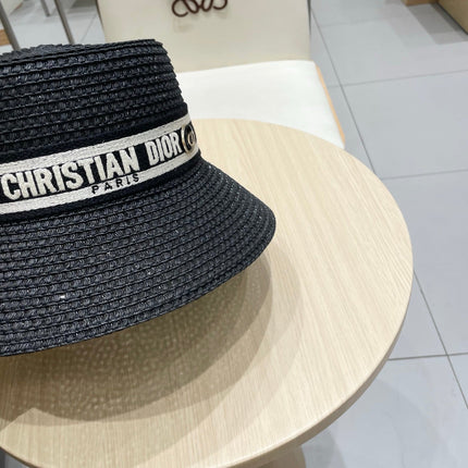 BUCKET HAT 57 CM IN BLACK RAFFIA 653741