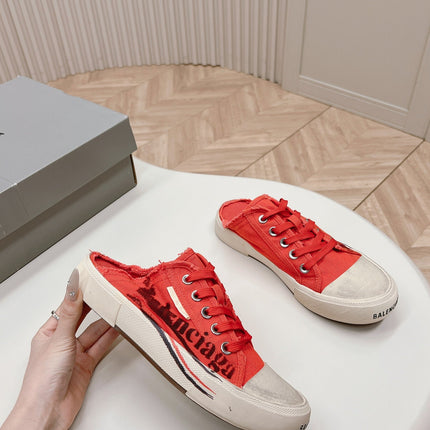 SNEAKER MULES IN RED CANVAS GRAFFITI LOGO