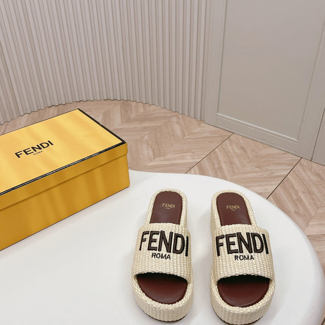 FENDI SIGNATURE WEDGE PLATFORM 6 CM IN BEIGE FIBRE WITH BROWN EMBROIDERED LOGO