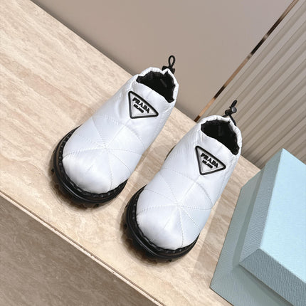 PRADA 26S QUILTED DRAWCORD ANKLE SNOW BOOTS 30MM IN WHITE NYLON