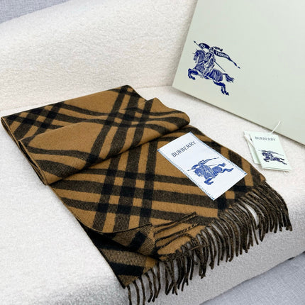 BURBERRY 26S SCARF 180 IN CASHMERE 515709
