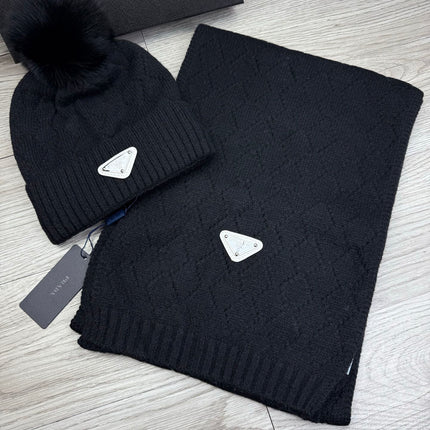 PRADA 26S SET SCARF AND BEANIE HAT 512804