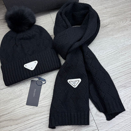 PRADA 26S SET SCARF AND BEANIE HAT 512804