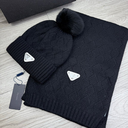 PRADA 26S SET SCARF AND BEANIE HAT 512804