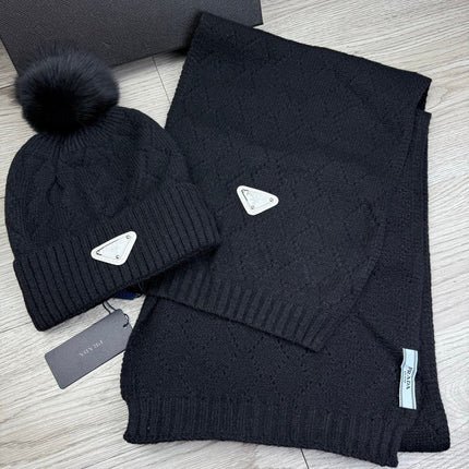 PRADA 26S SET SCARF AND BEANIE HAT 512804