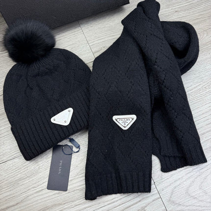 PRADA 26S SET SCARF AND BEANIE HAT 512804