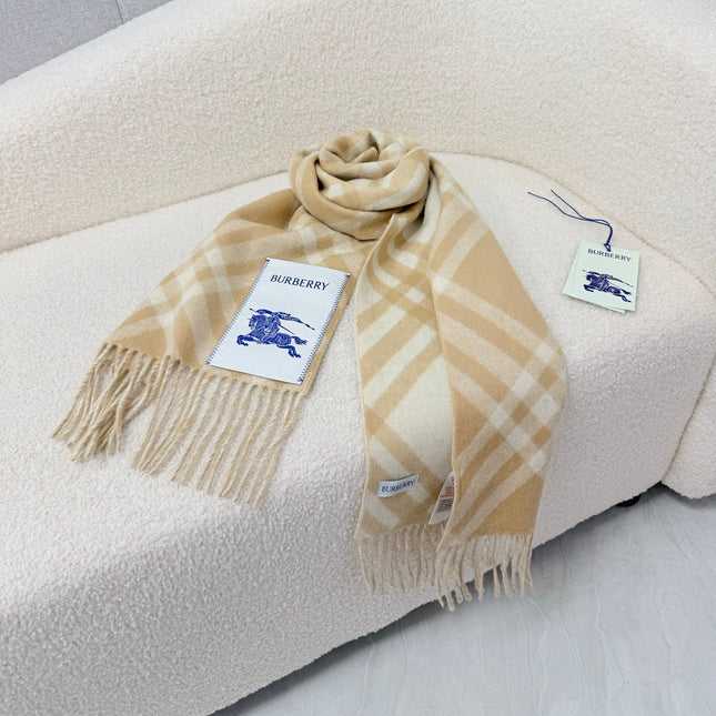 BURBERRY 26S SCARF 180 IN CASHMERE 515713