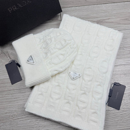 PRADA 26S SET SCARF AND BEANIE HAT 497422
