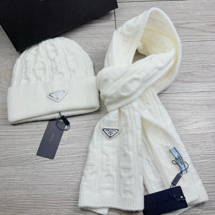 PRADA 26S SET SCARF AND BEANIE HAT 497422