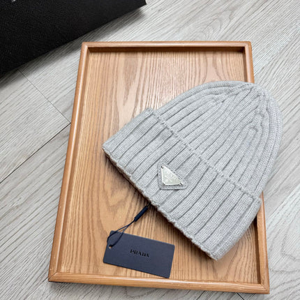 PRADA 26S BEANIE HAT 521041