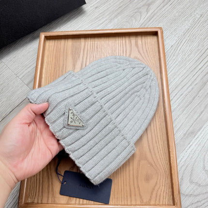 PRADA 26S BEANIE HAT 521041