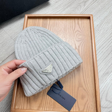 PRADA 26S BEANIE HAT 521041