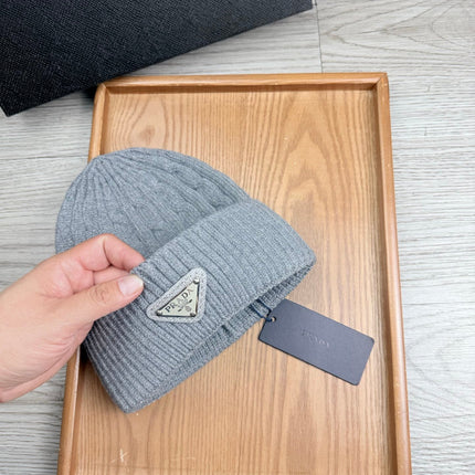 PRADA 26S BEANIE HAT 551252