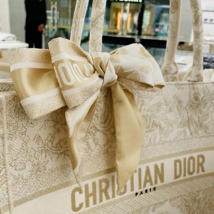 DIOR 26S SCARF 105CM IN SILK 276434