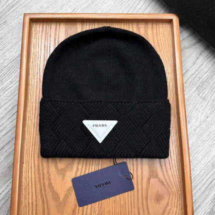 BEANIE HAT IN BLACK WOOL AND RABBIT FUR 436400