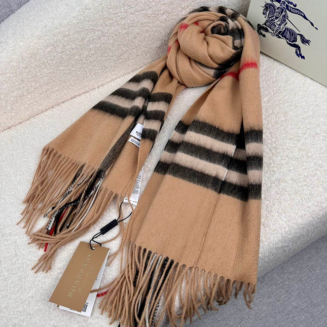 BURBERRY 26S SCARF 200 IN CASHMERE 515727