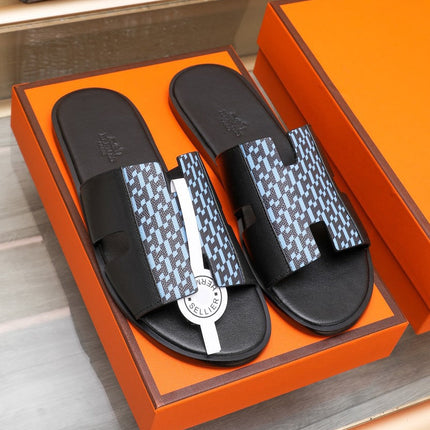 HM IZMIR SANDAL BLACK AND SKY LAMBSKIN