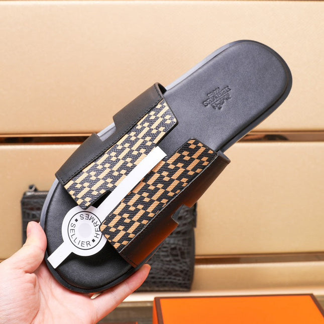 HM IZMIR SANDAL BLACK AND PEACHY LAMBSKIN