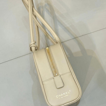 CHANEL 26S CLASSIC BOWLING BAG 30 IN CREAM BEIGE CALFSKIN