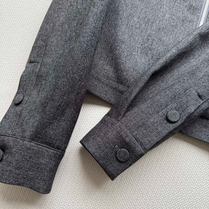 PRADA 26S SUIT 650