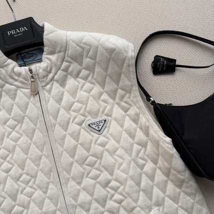 PRADA 26S QUILTED ZIP-UP VEST 1203