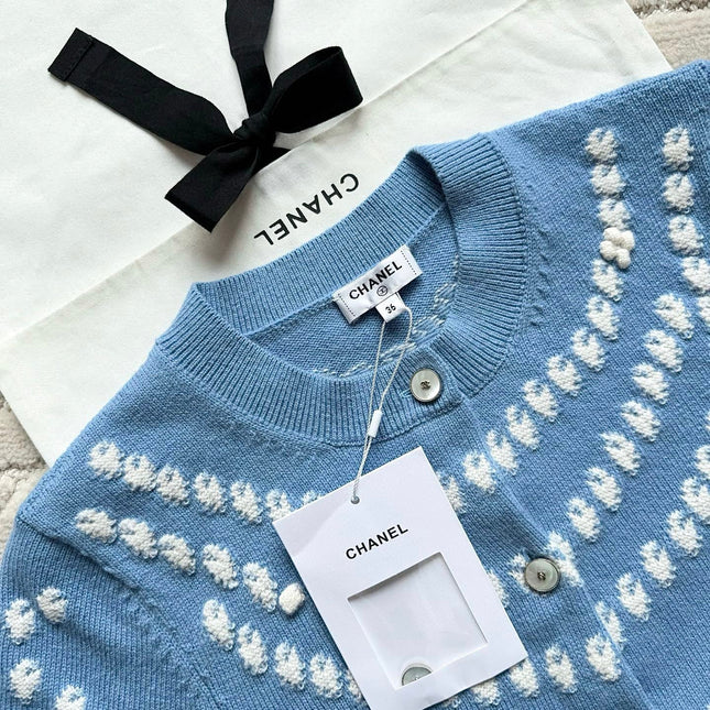 Chanel 25P Cardigan Light Blue Mix White Cashmere 237300