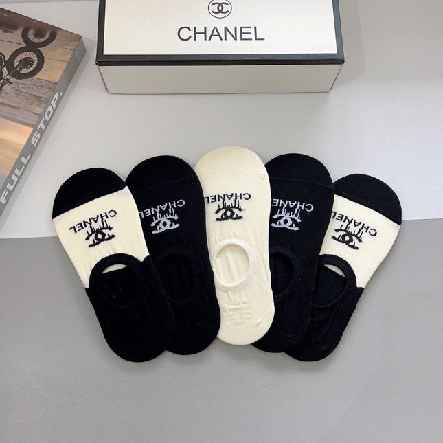CHANEL 26S NO-SHOW SOCKS 412398 (1 BOX)