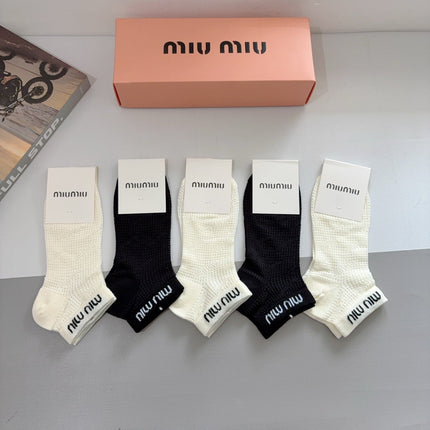 MIUMIU 26S ANKLE SOCKS 417783 (1 BOX)