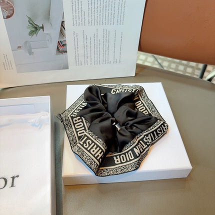 DIOR 26S SCRUNCHIE IN BLACK SILK 505268