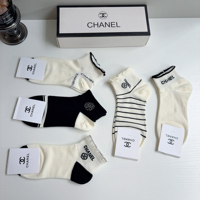 CHANEL 26S ANKLE SOCKS 412410 (1 BOX)